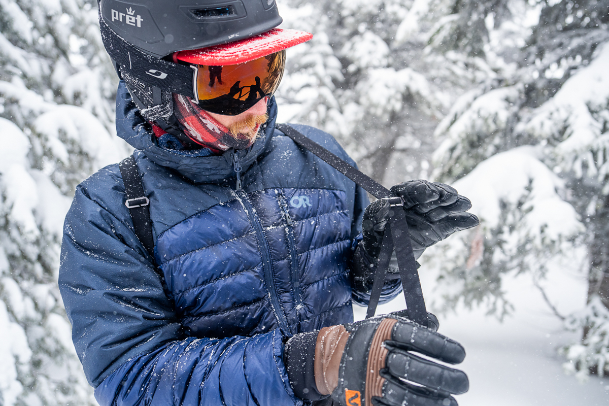 スノーボード patagonia Men's Untracked Jacket Bibs Patagonia Men's Untracked Bibs Review: Bombproof, Flashy